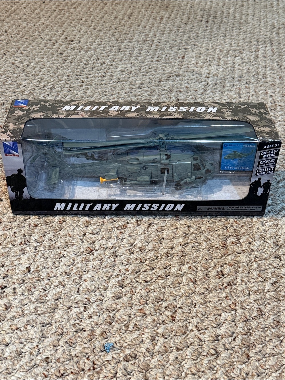 Military Mission Die-Cast Toy Helicopter - Green, SH-60 Sea Hawk New in Box